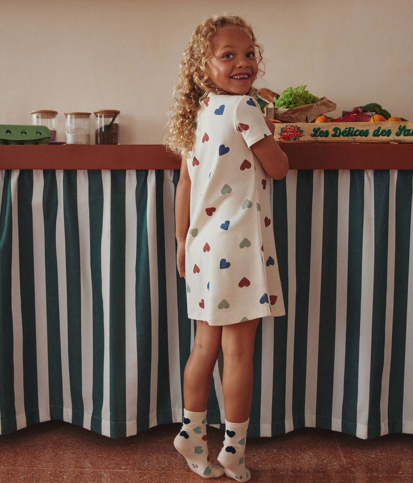 SHORTS SLEEVE MULTICOLOR HEART NIGHTGOWN